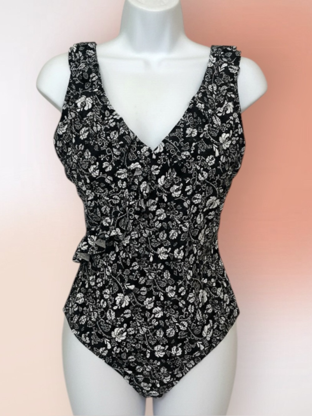 Nip Tuck Ruffled Dark Navy & White Floral One Piece Bathing Suit Size 8